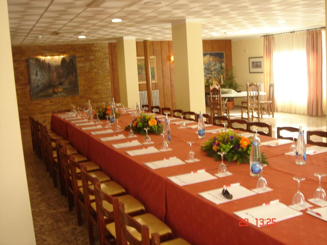 Hotel Rio Piscina Priego de Córdoba Extérieur photo