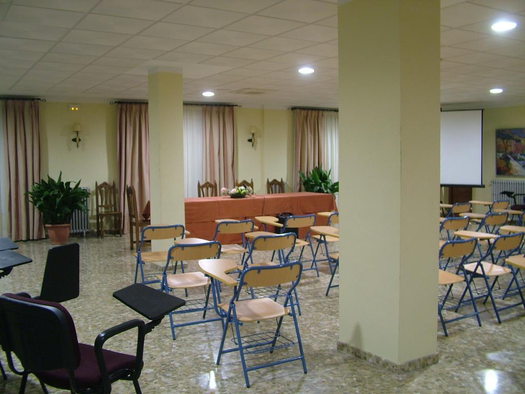 Hotel Rio Piscina Priego de Córdoba Extérieur photo
