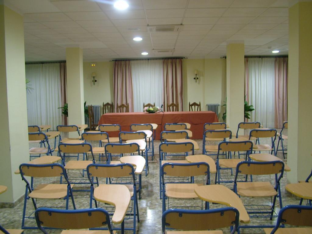 Hotel Rio Piscina Priego de Córdoba Extérieur photo