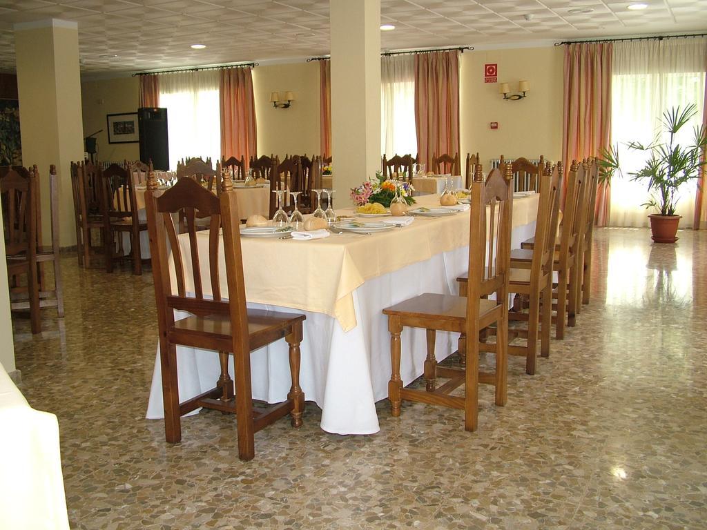 Hotel Rio Piscina Priego de Córdoba Extérieur photo
